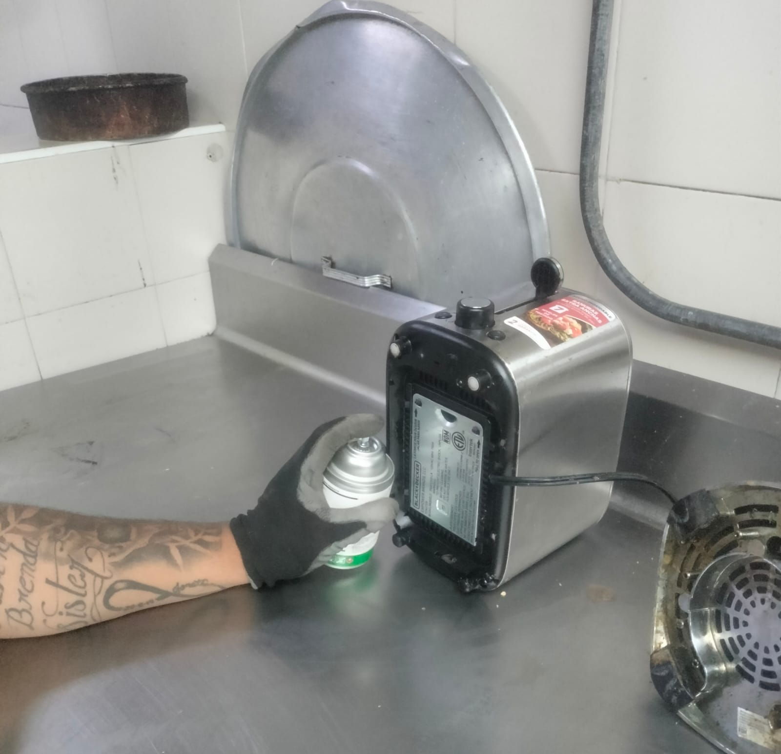 Expulsión de plagas en aparatos eléctricos